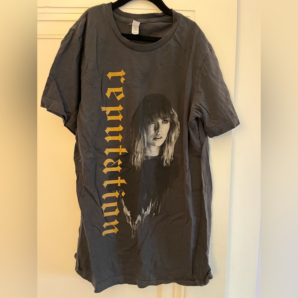 Taylor Swift Reputation Stadium Tour Merch T-Shirt